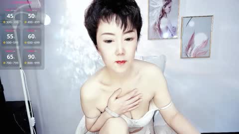 Olivia online show from November 6, 9:26 pm