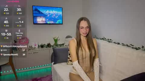 Snapshot of amy_yammy3 chatting on July 28, 8:52 pm Amy online show from July 28, 8:52 pm