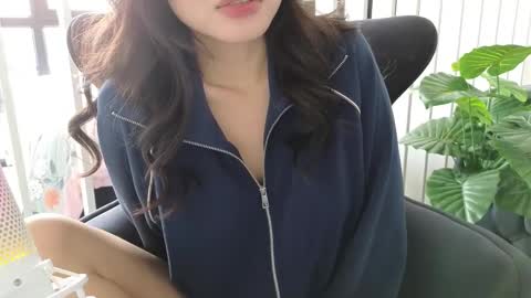 girl next door named Amy online show from February 3, 7:40 am