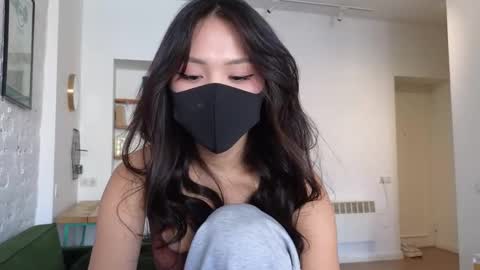 girl next door named Amy online show from February 10, 7:36 am