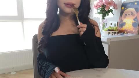 girl next door named Amy online show from October 22, 5:19 am