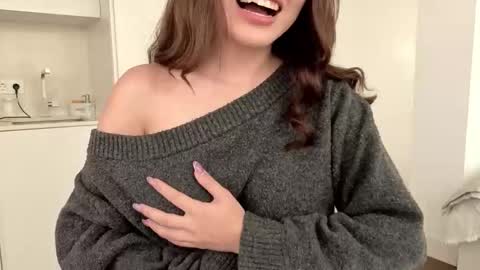 girl next door named Amy online show from March 5, 1:18 pm