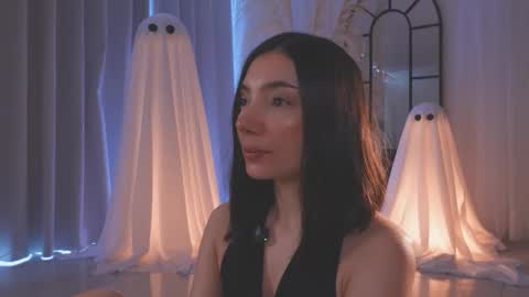 Amy Armstrong online show from October 21, 2:29 pm