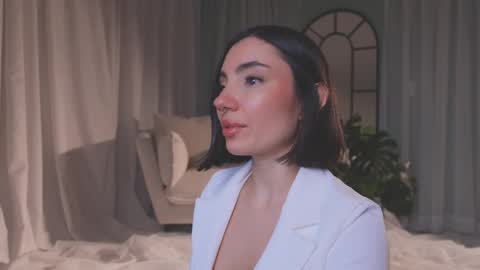 Amy Armstrong online show from March 25, 11:11 pm