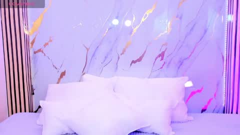 My name is AMY... Nice to meet you  thumb up me please its important online show from April 23, 7:05 pm