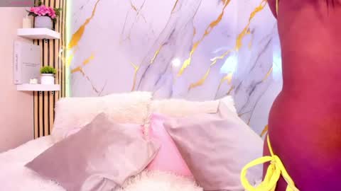 My name is AMY... Nice to meet you  thumb up me please its important online show from May 31, 6:09 pm