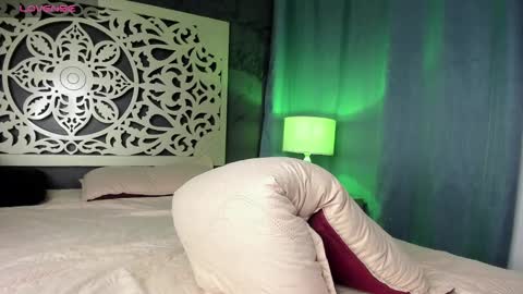 Amy online show from March 5, 6:33 am