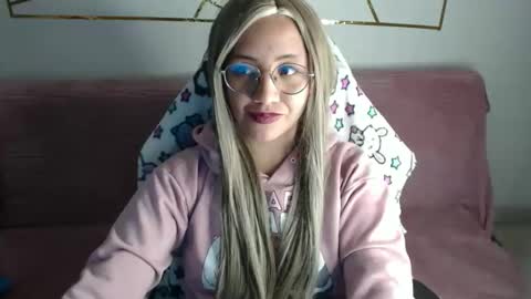 amycosplay99 online show from November 24, 7:41 am