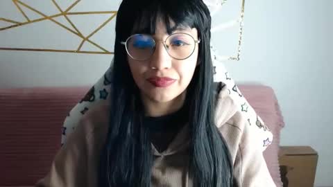 amycosplay99 online show from December 15, 7:34 am