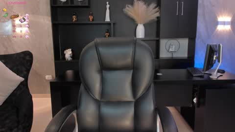 Amy  online show from January 12, 8:25 pm