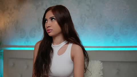  Amy  online show from February 4, 9:20 pm