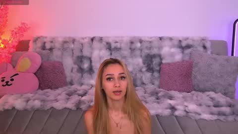 Snapshot of amykentt chatting on May 9, 4:23 pm amykentt online show from May 9, 4:23 pm