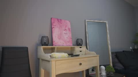 amylanee online show from October 15, 8:36 am