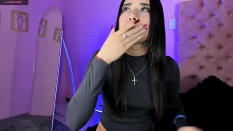 Amy ... Nice to meet u   thumb up me please its important online show from March 1, 9:51 am