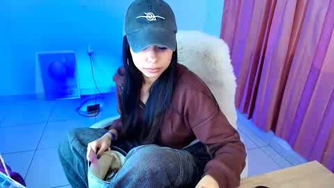 Amy ... Nice to meet u   thumb up me please its important online show from February 3, 8:08 am