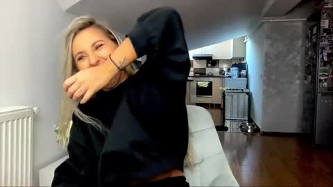 amyroberta92 online show from January 18, 10:17 am