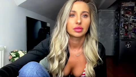 amyroberta92 online show from January 22, 9:57 am