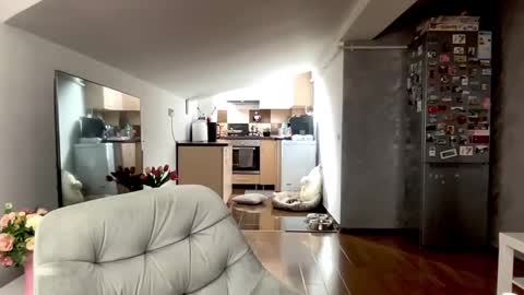 Snapshot of amyroberta92 chatting on February 23, 8:01 am amyroberta92 online show from February 23, 8:01 am