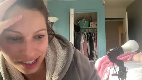 Amy Smilez online show from January 2, 8:02 pm