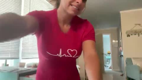 Amy Smilez online show from March 23, 12:20 pm