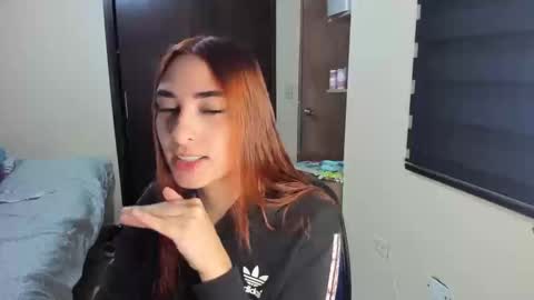 Snapshot of amywalker01 chatting on February 25, 6:42 pm amy online show from February 25, 6:42 pm