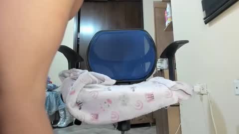 Snapshot of amywalker01 chatting on November 3, 5:25 pm amy online show from November 3, 5:25 pm