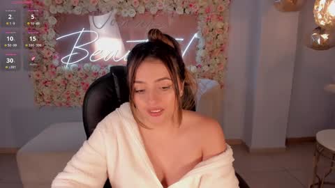    online show from December 24, 6:11 am