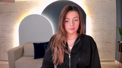    online show from January 6, 9:19 am