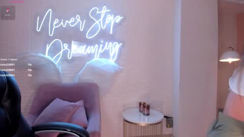    online show from February 6, 7:13 am