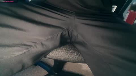 A online show from December 12, 10:02 am