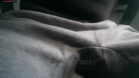 A online show from January 26, 1:47 pm