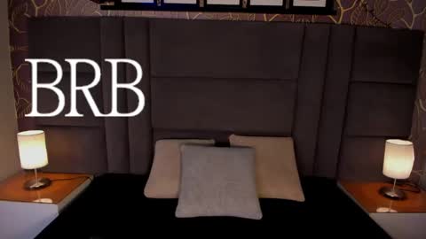 Ana  online show from February 6, 6:56 pm