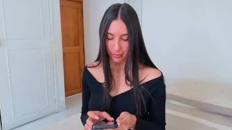 Ana  IG an castillo 1 online show from April 3, 3:21 pm