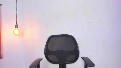 ana online show from April 2, 8:28 pm