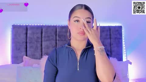 Ana online show from October 11, 6:06 pm