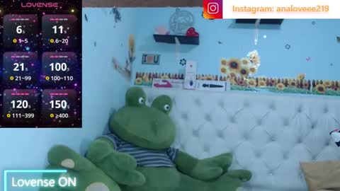 Snapshot of ana_loveee chatting on March 24, 2:22 pm Ana lopez - Cameltoe girl online show from March 24, 2:22 pm