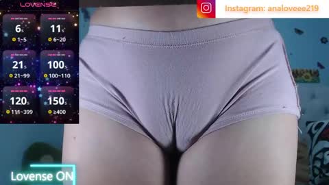 Snapshot of ana_loveee chatting on April 2, 9:01 pm Ana lopez - Cameltoe girl online show from April 2, 9:01 pm