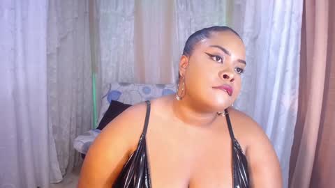 Snapshot of ana_off_alana chatting on January 22, 11:21 pm Ana online show from January 22, 11:21 pm