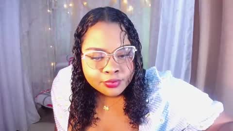 Snapshot of ana_off_alana chatting on January 29, 11:46 pm Ana online show from January 29, 11:46 pm