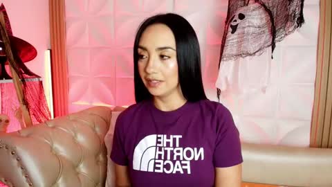   online show from October 3, 4:31 am