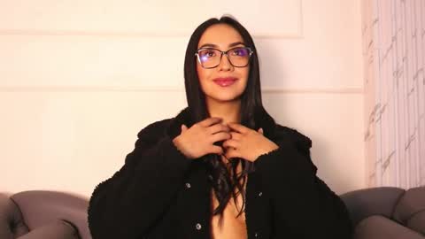   online show from March 18, 8:12 pm