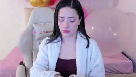 Im anna but you can call me as you want online show from February 3, 3:17 pm