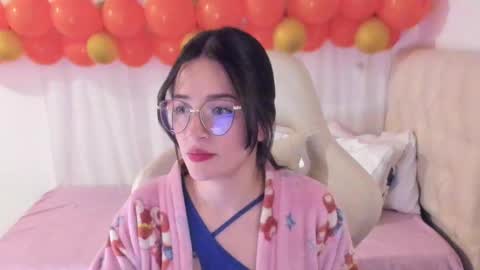 Im anna but you can call me as you want online show from February 18, 8:25 pm