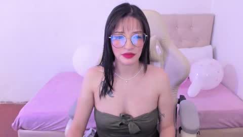 Im anna but you can call me as you want online show from January 9, 12:02 am