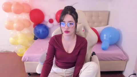 Im anna but you can call me as you want online show from April 11, 10:03 pm