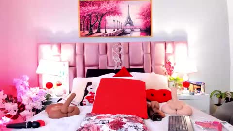 anaa_bellaa online show from January 8, 12:29 pm