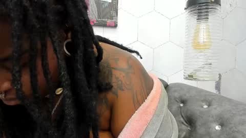 ANNA FUENTES online show from January 31, 2:39 pm