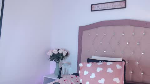 Ana Moon  online show from February 28, 9:04 am