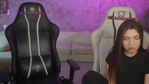 Snapshot of anabel054 chatting on March 24, 8:52 am Anabel Kira Zlata Kira Elice Lana Dominika Sofy Kaila Bridget online show from March 24, 8:52 am