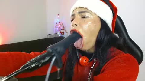 Snapshot of anabel693 chatting on December 16, 10:18 am anabel alice gandara online show from December 16, 10:18 am